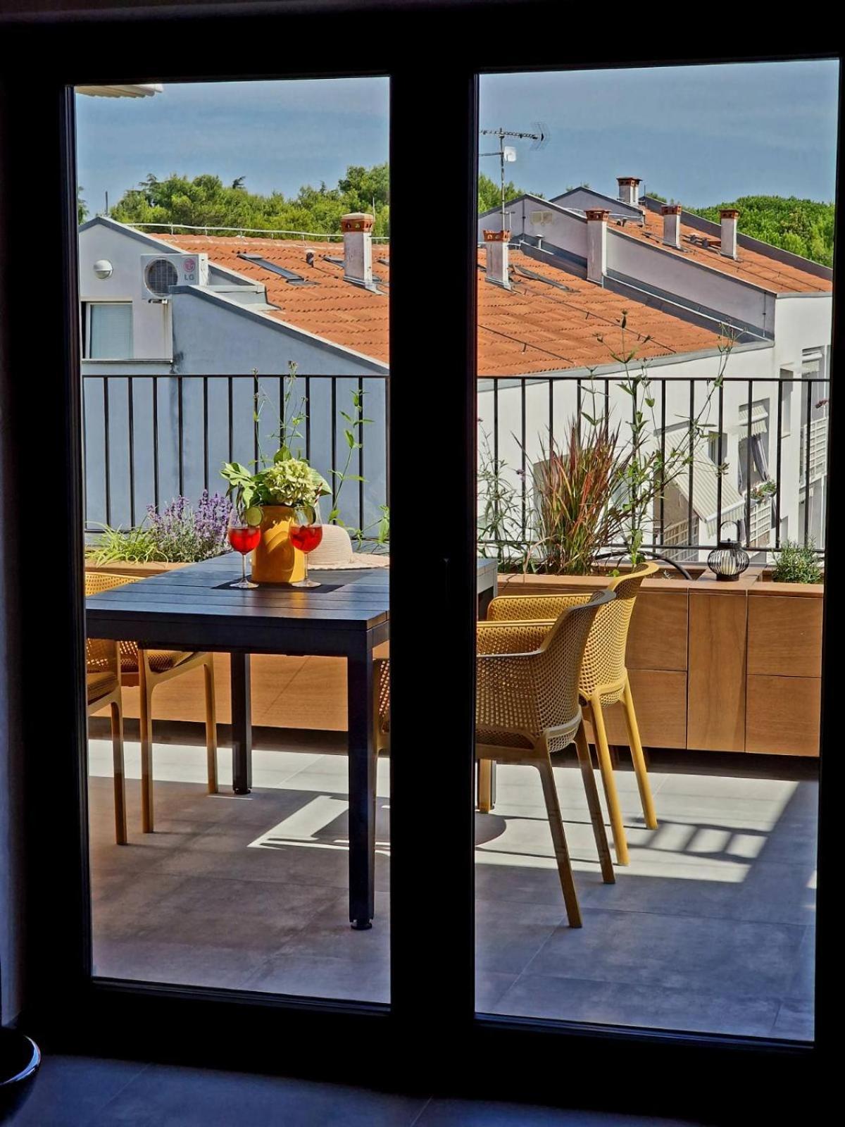 Apartments Cerin-Rovinj Exterior photo